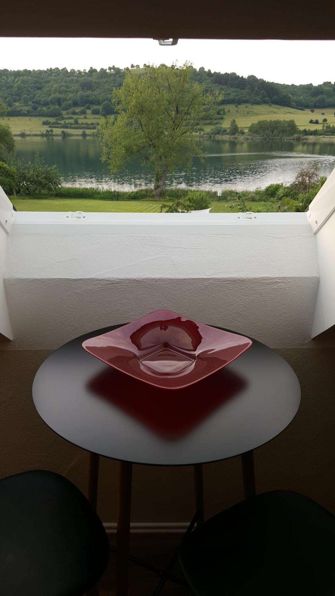Hotel-Ferienwohnungen Cafe Maarblick ชาลเคินเมียเฮิน ภายนอก รูปภาพ